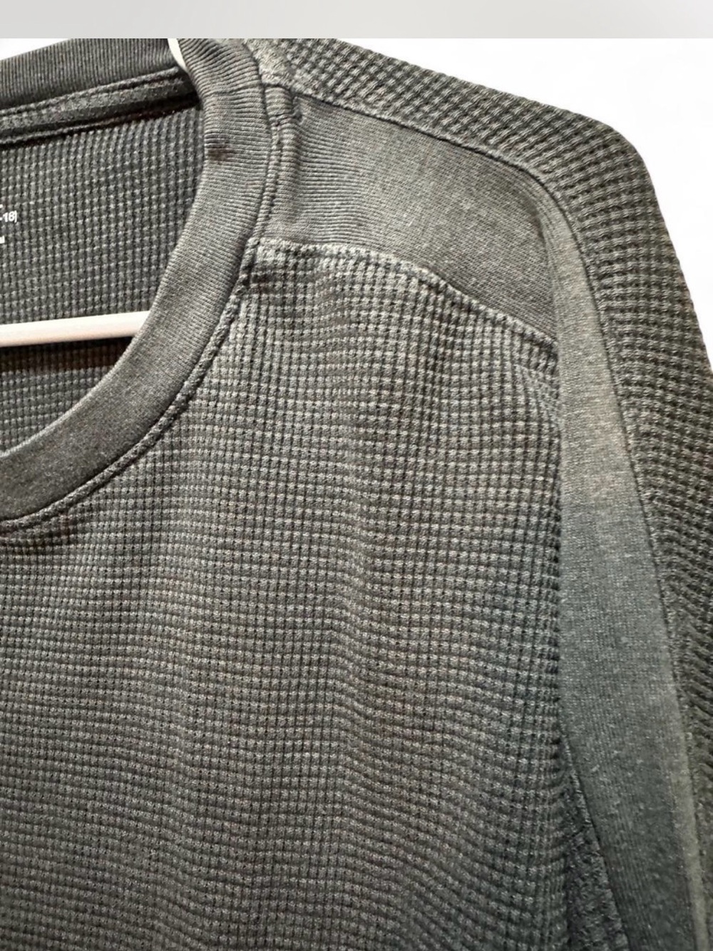 Women’s Time and Tru Waffle-Knit long sleeve in Charcoal - Picture 3 of 5